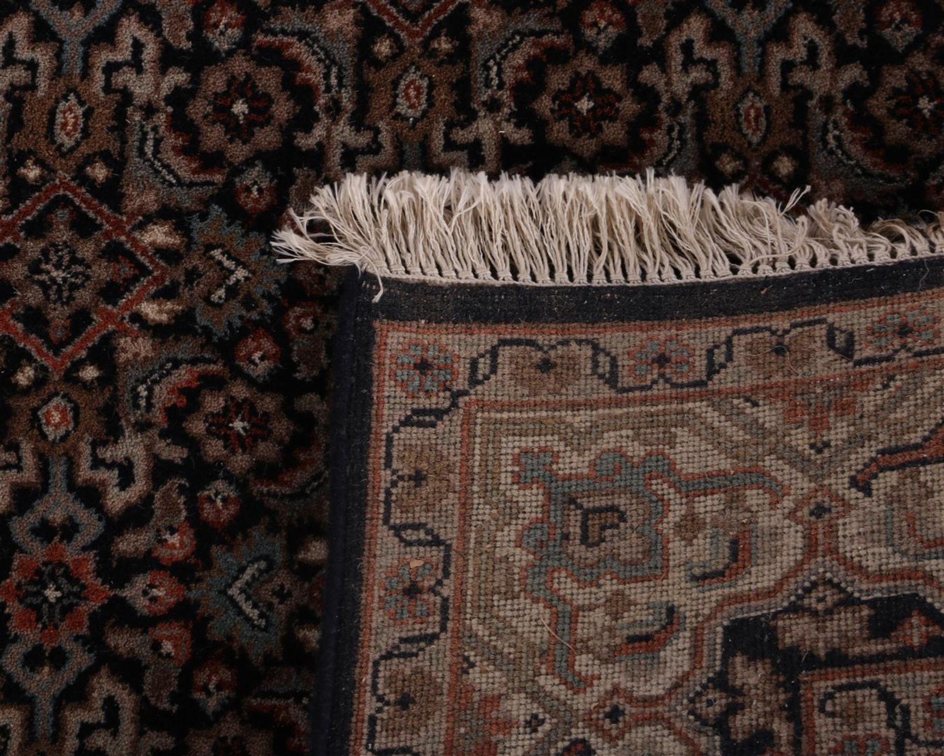 Hand-knotted oriental carpet - Image 3 of 3