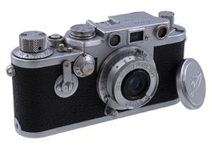 Leica IIIf photo camera