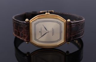 Universal Genève Golden Shadow wristwatch