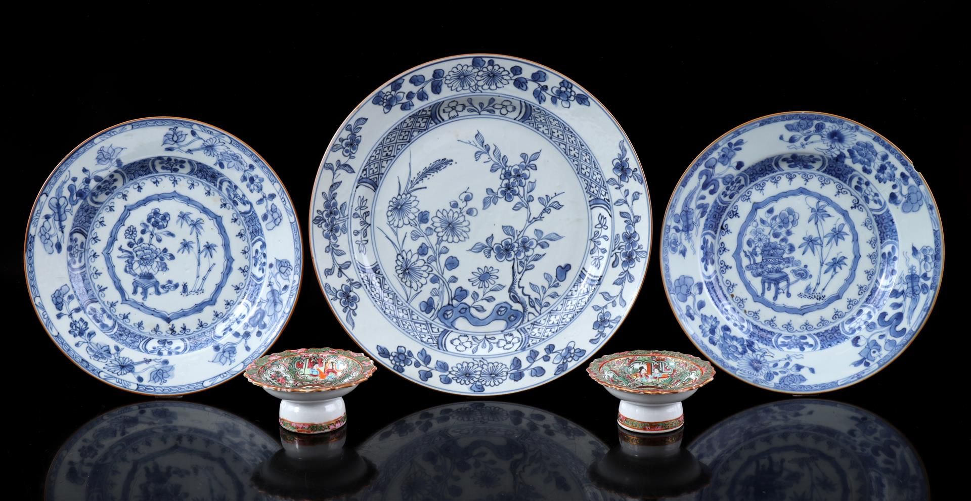 Various Chinese porcelain