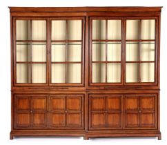 Oak 4-piece cabinet with 2x2-door glazed display cabinet