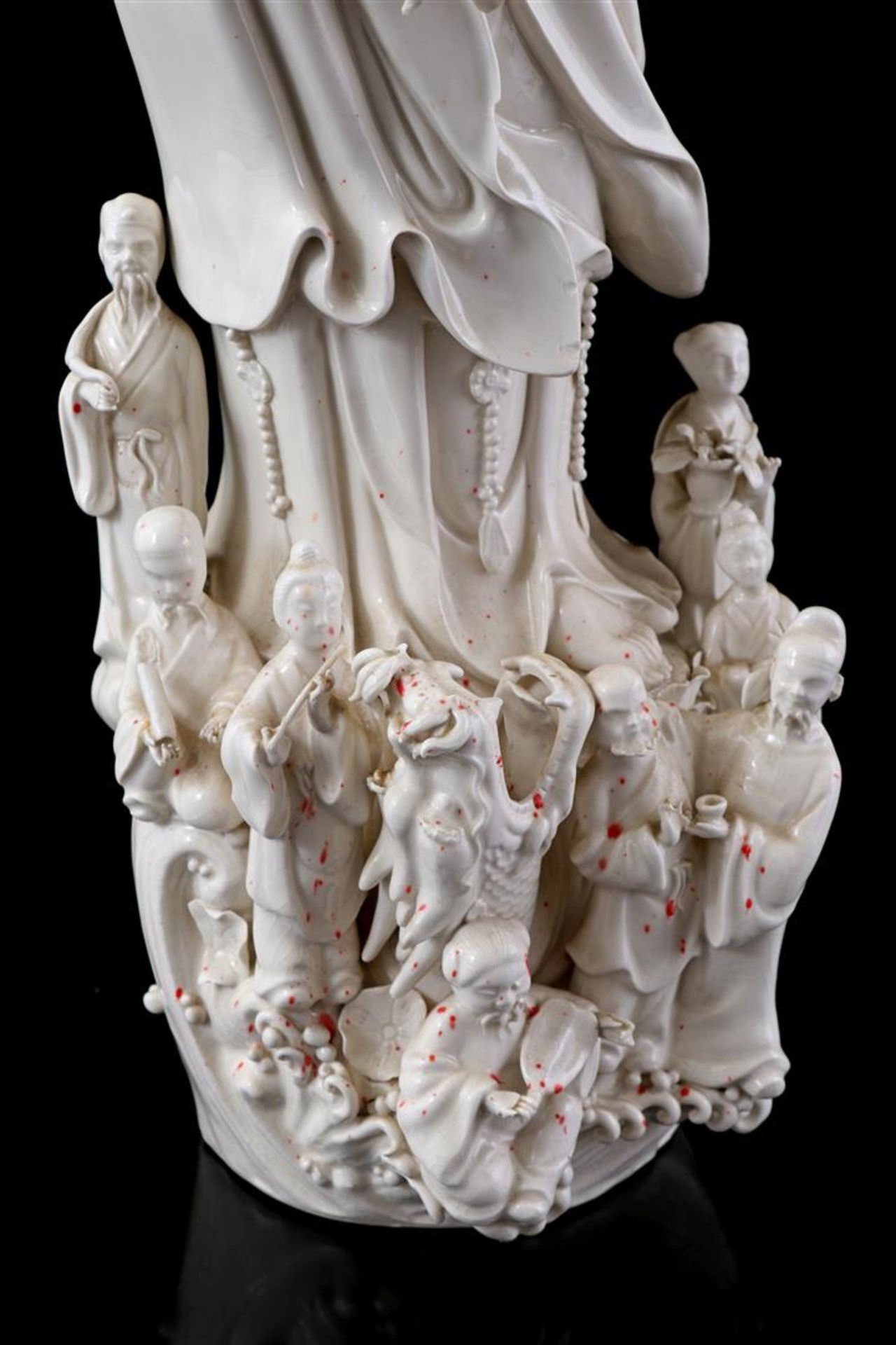 Blanc de Chine porcelain Guanyin, 20th - Bild 2 aus 5