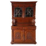 Richly decorated oak 3-piece cabinet