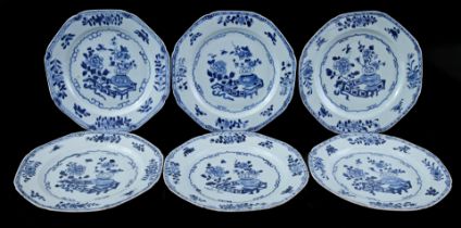 6 octagonal porcelain dishes, Qianlong