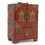 Oriental rosewood bijou cabinet