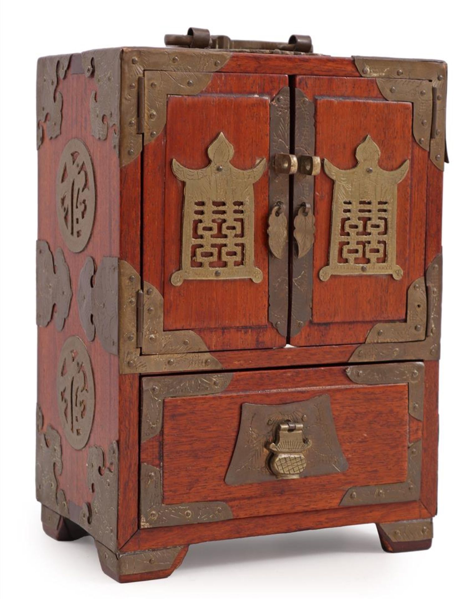 Oriental rosewood bijou cabinet