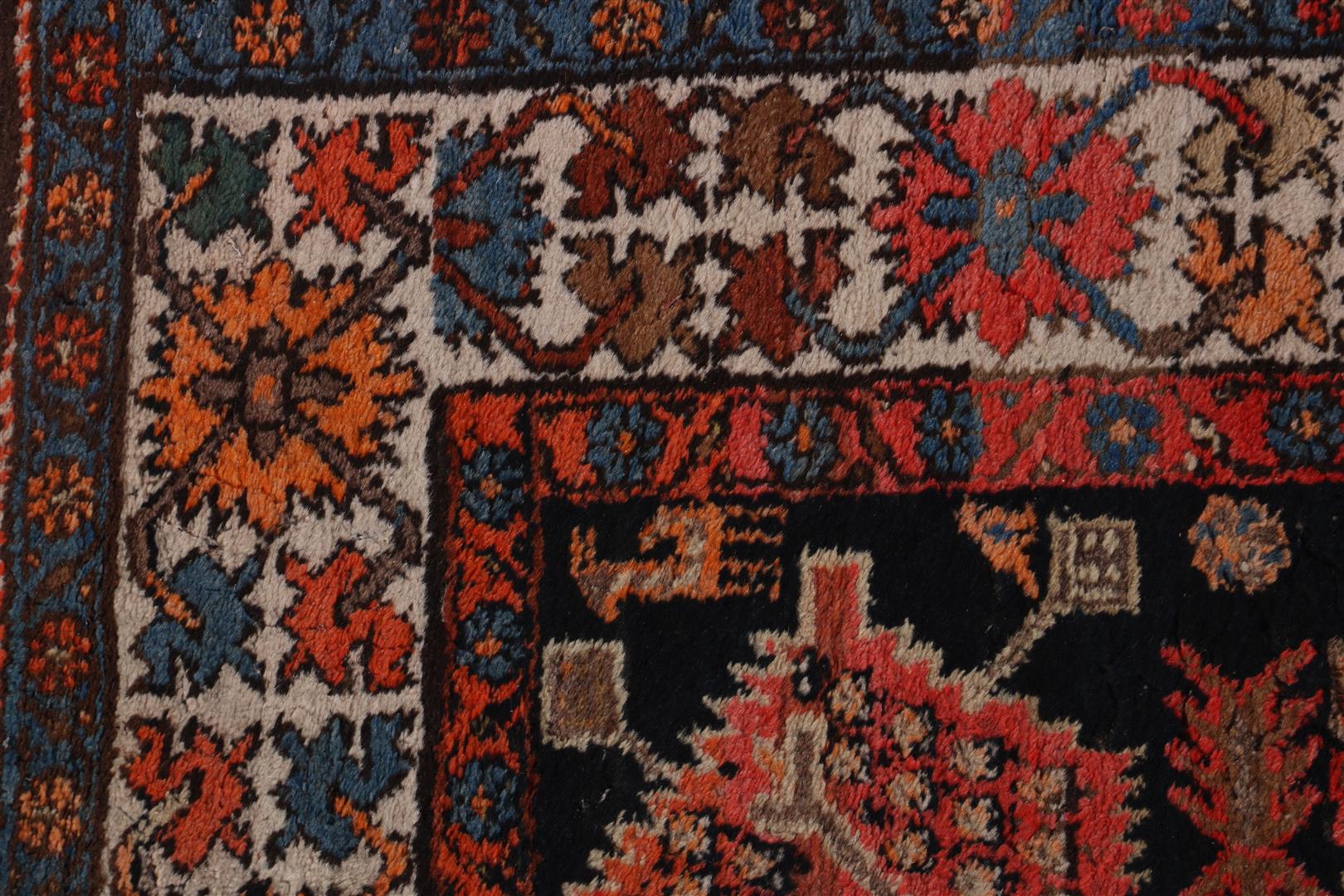 Hand-knotted oriental carpet, Hamadan - Image 2 of 4