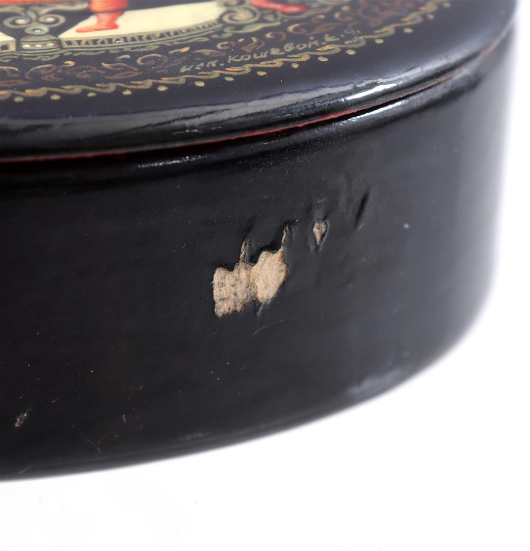 2 Russian lacquer boxes - Image 5 of 6