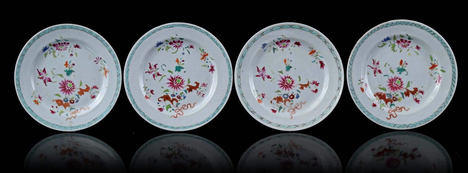 4 porcelain Famille Rose dishes, Yongzheng