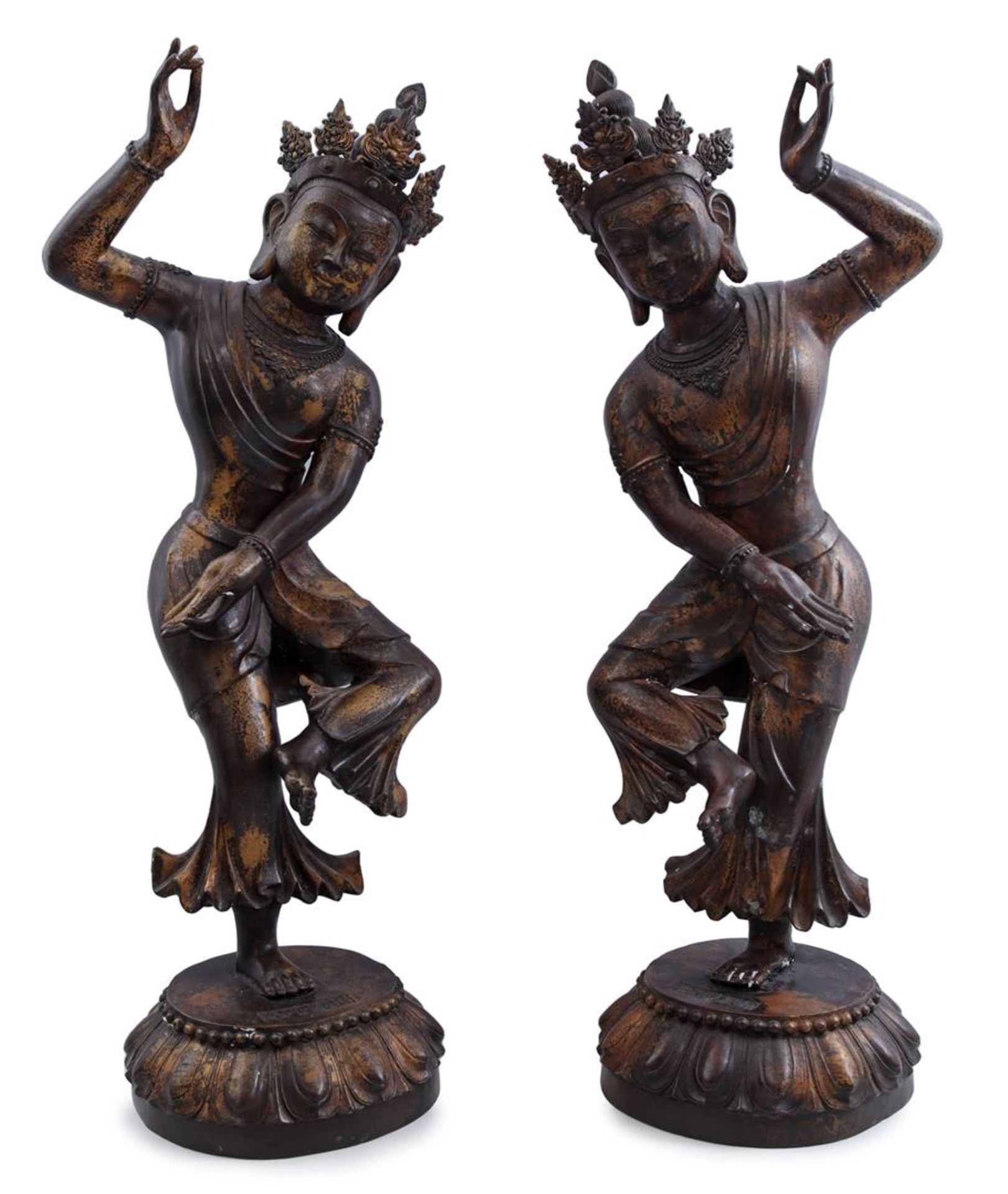 2 gold-colored bronze statues