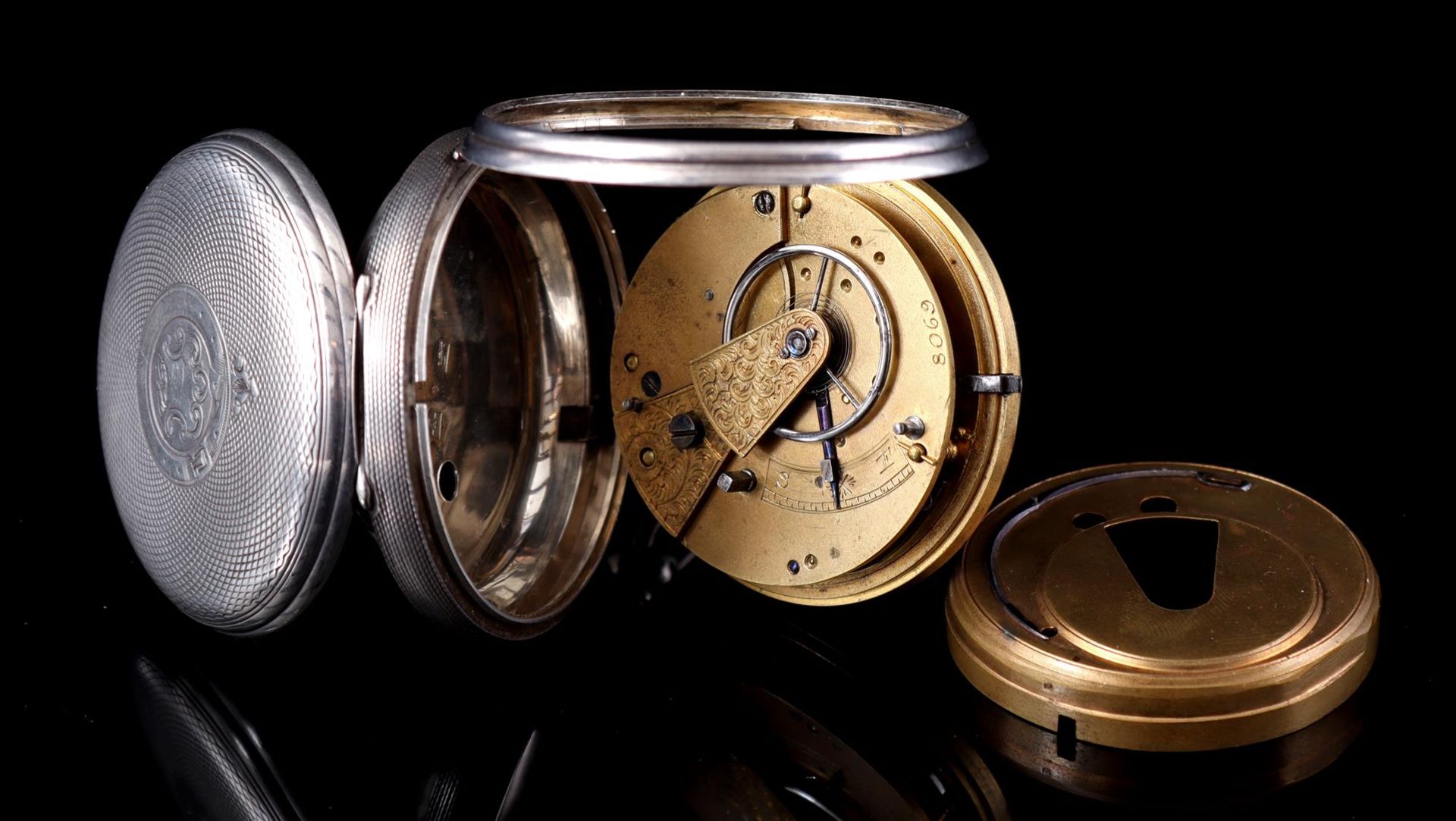 English pocket watch in silver case - Image 5 of 6