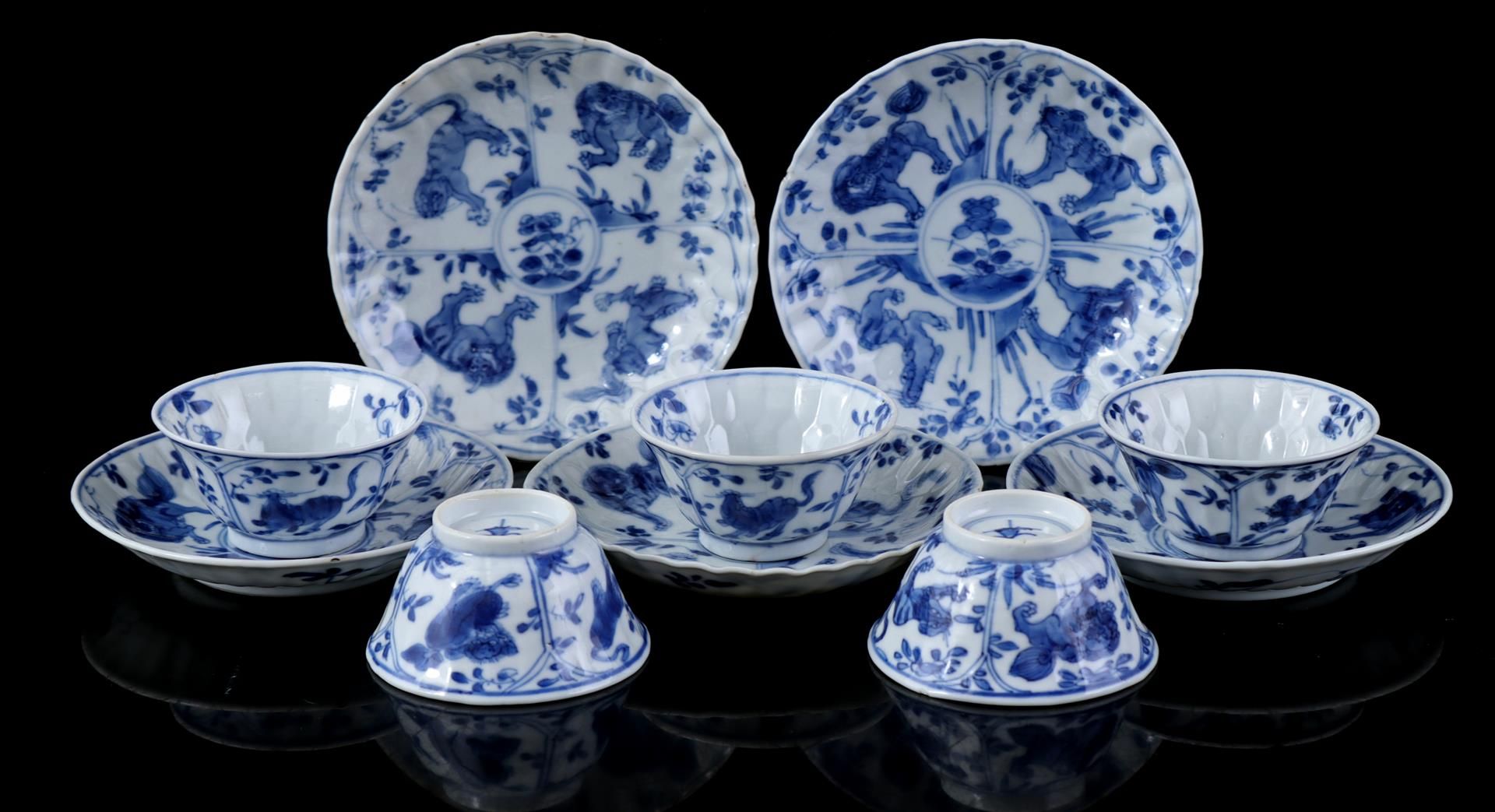 5 porcelain cups and saucers, Kangxi