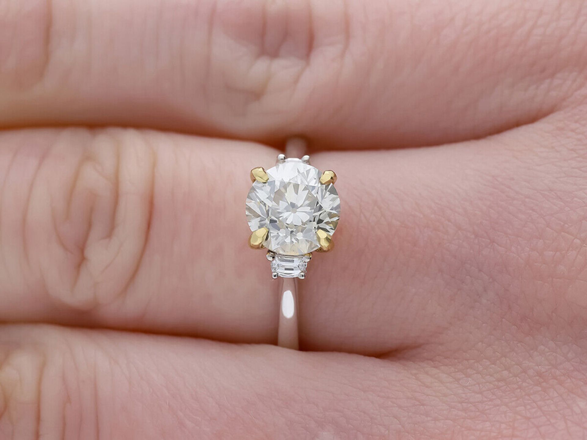 Ring Diamanten 750 / 18 Karat Weißgold mit IGI Zertifikat - Bild 5 aus 6