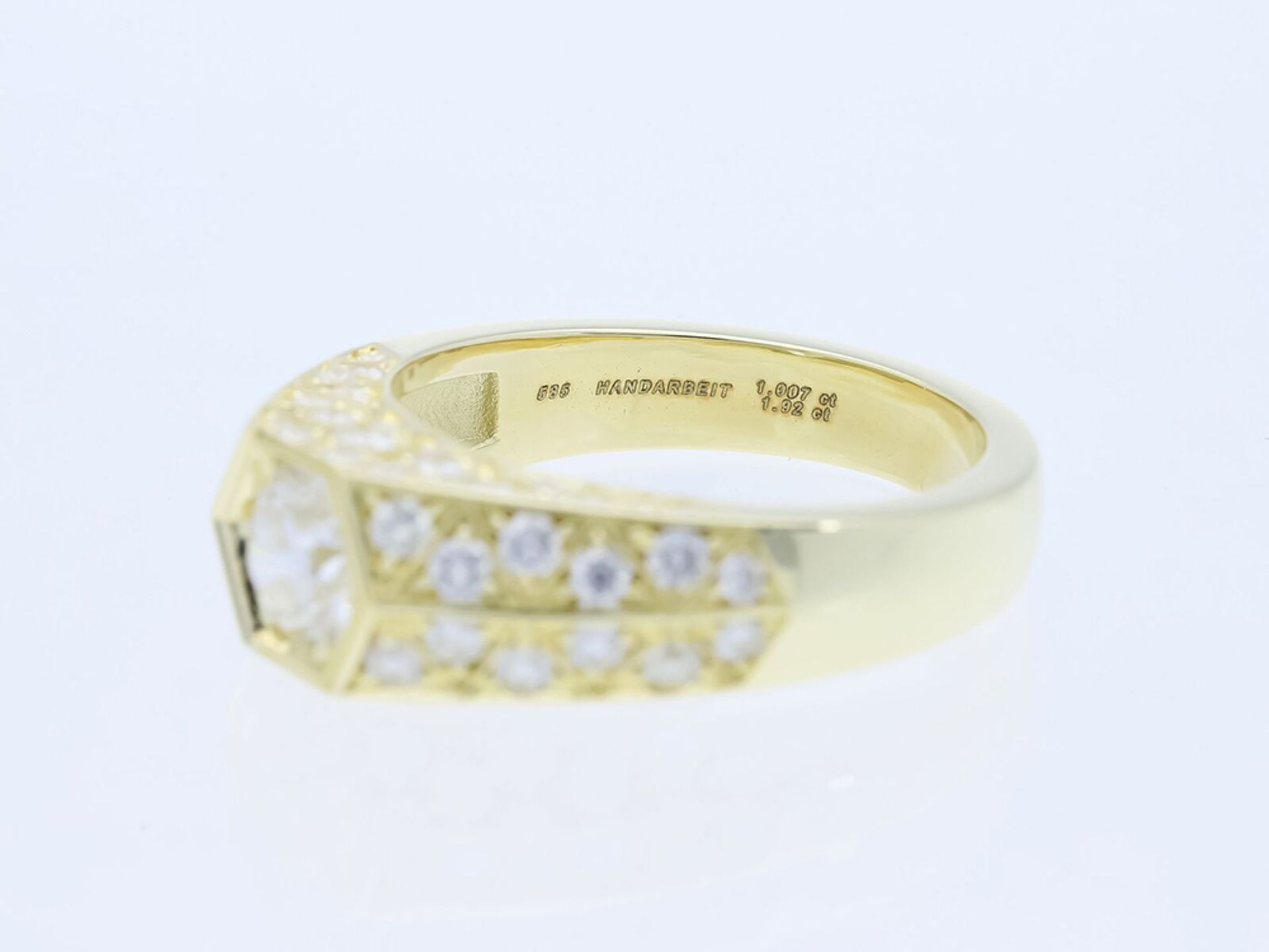 Ring 1,00 Karat Diamant und 1,92 Karat Diamanten in 585 / 14 Karat Gelbgold mit DPL Zertifikat - Bild 3 aus 6