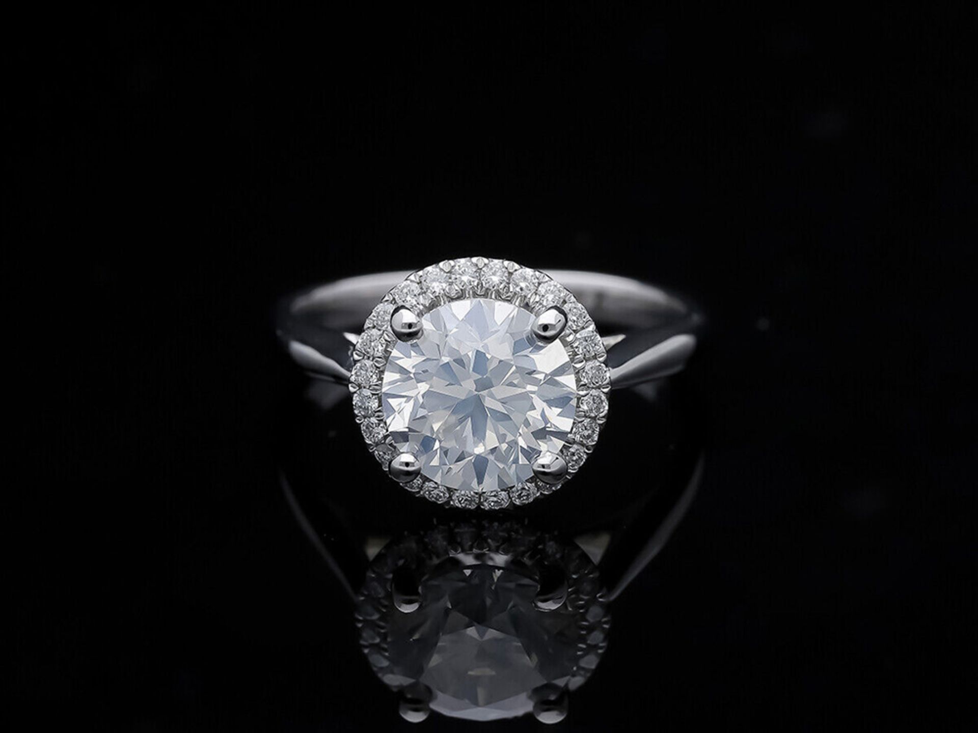Ring mit 2,00 Karat Diamant mit GIA Expertise 750 / 18 Karat Weißgold