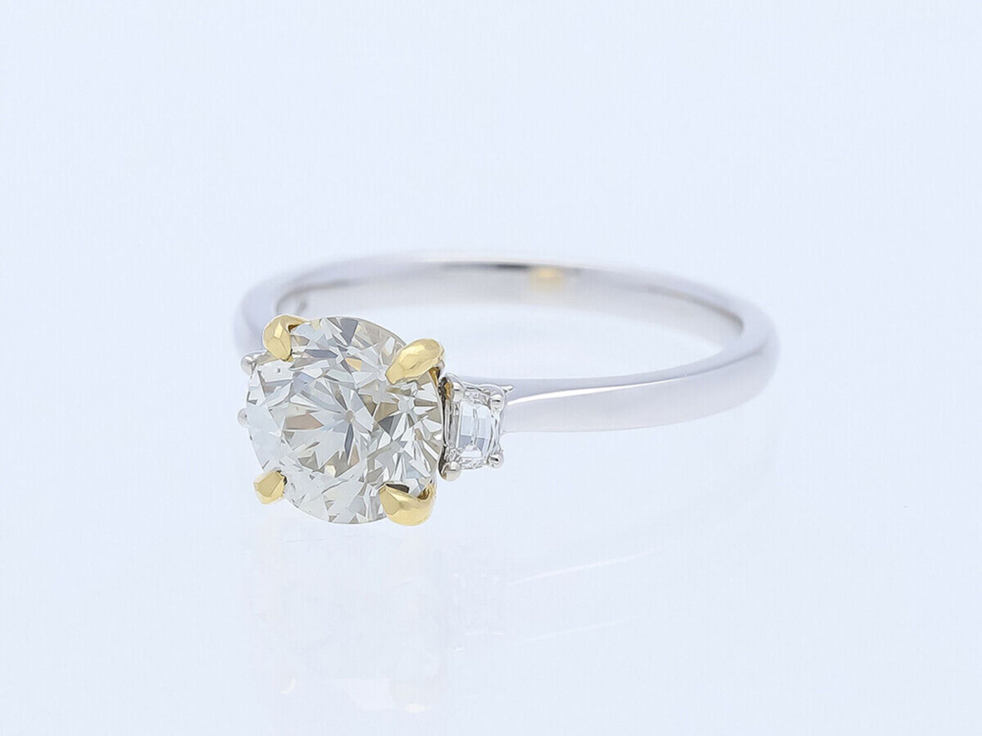 Ring Diamanten 750 / 18 Karat Weißgold mit IGI Zertifikat - Bild 2 aus 6