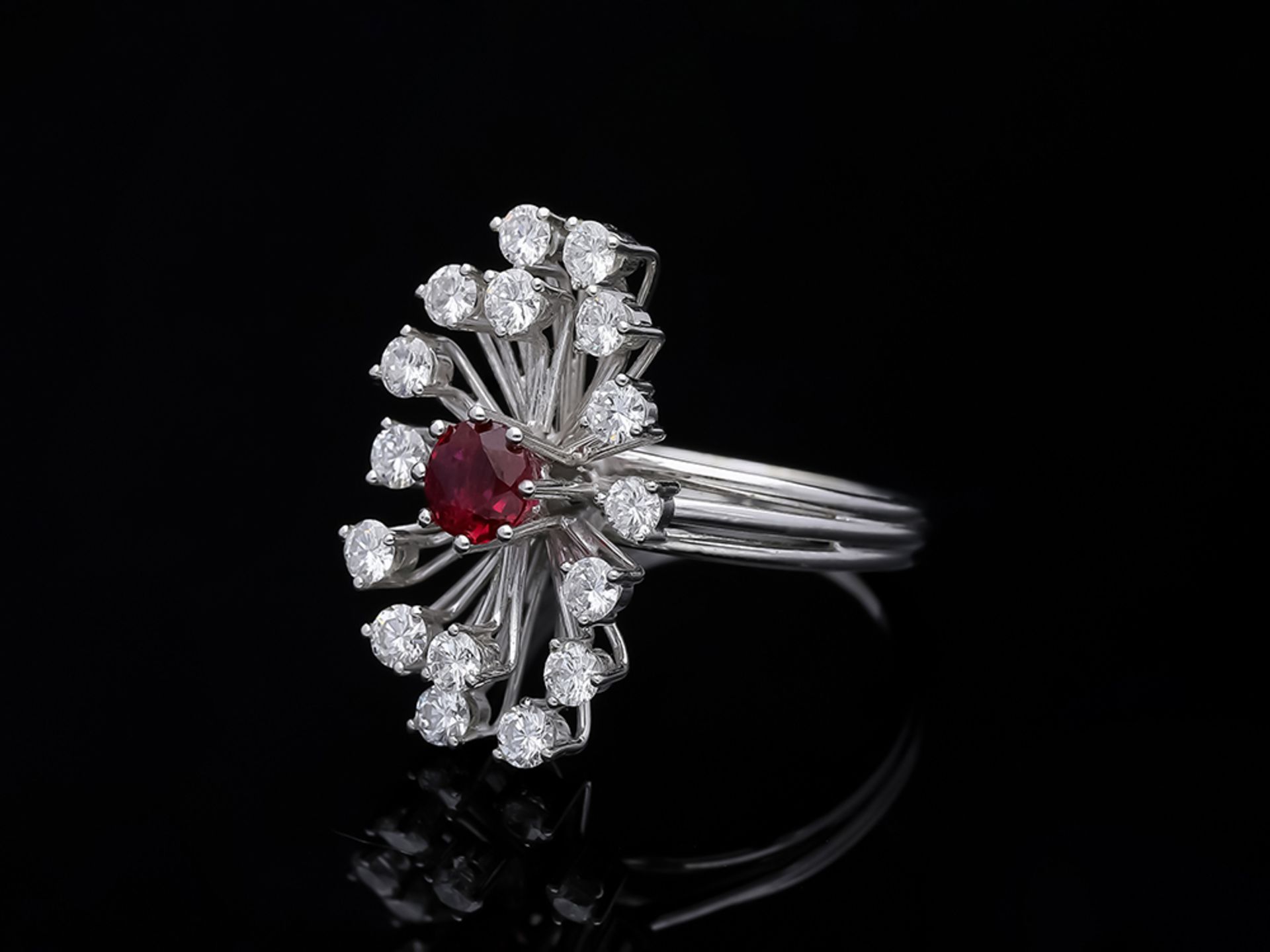 18 kt White Gold Ruby Diamond Ring - Image 2 of 6