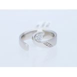 Ring Diamond 750 / 18 White gold