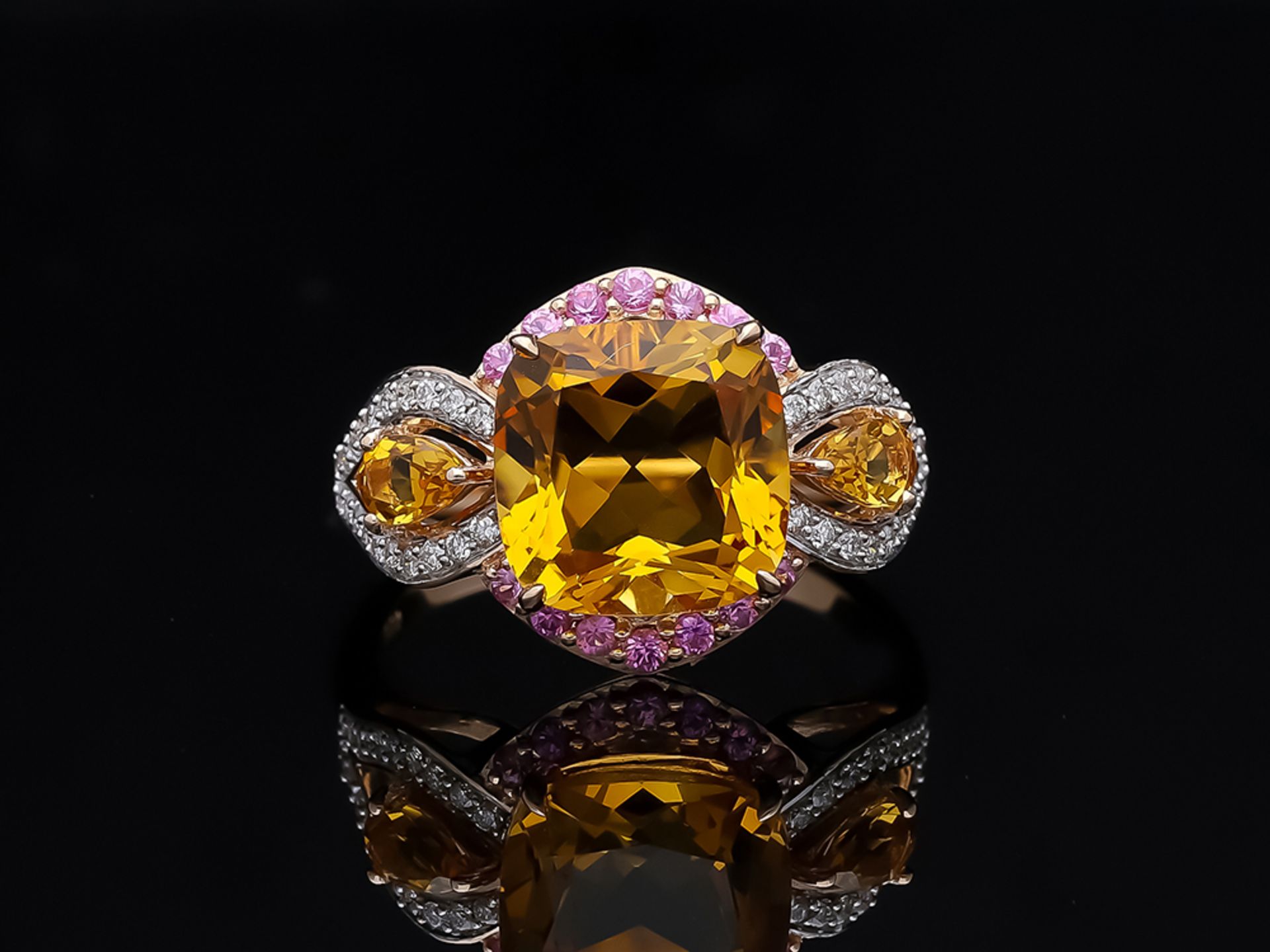 Ring with Citrine Sapphire 585 / 14 Pink Gold Diamond