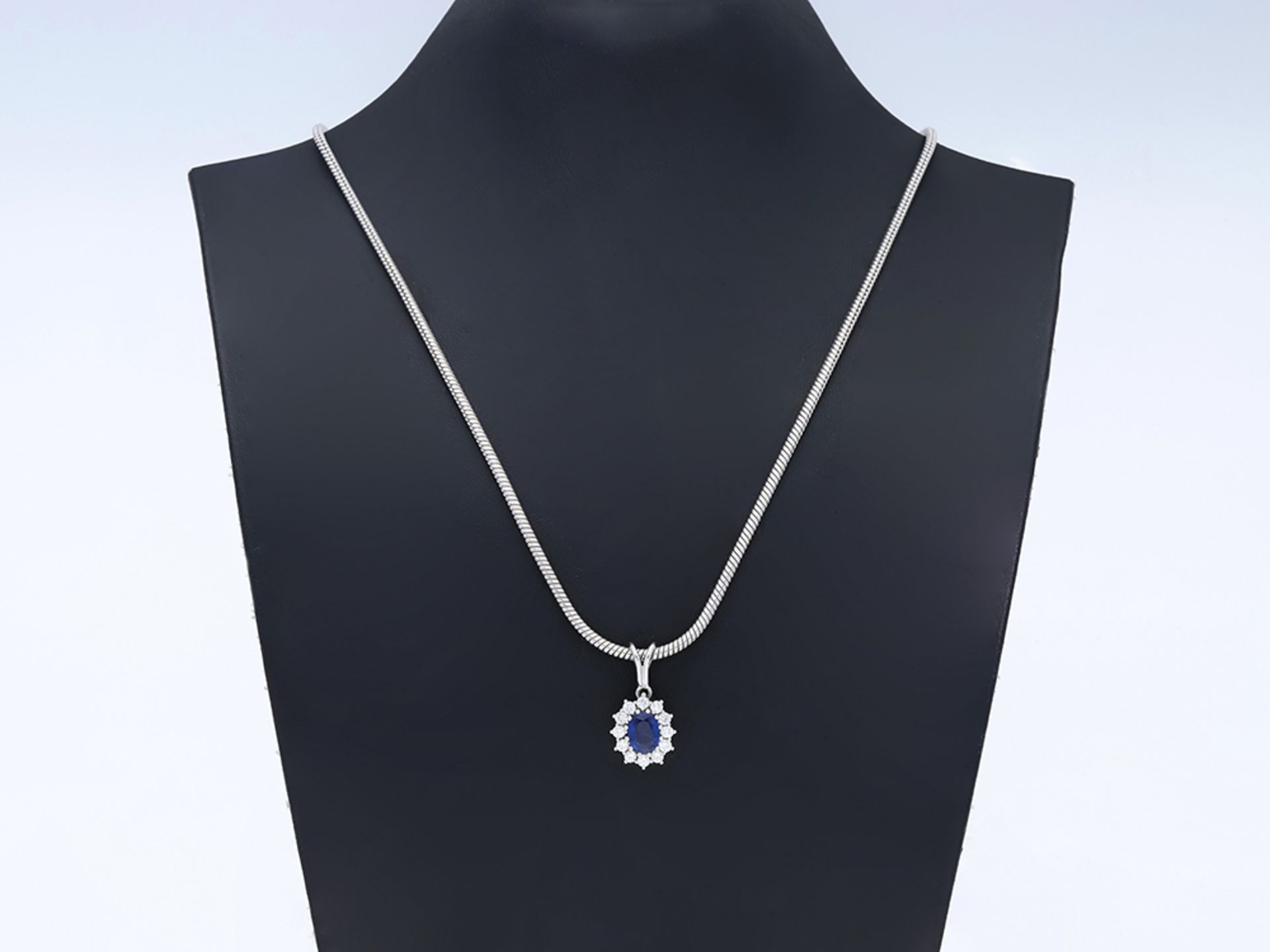 Halskette mit Anhänger Saphir Diamant 585 / 14 Karat Weißgold - Bild 2 aus 6