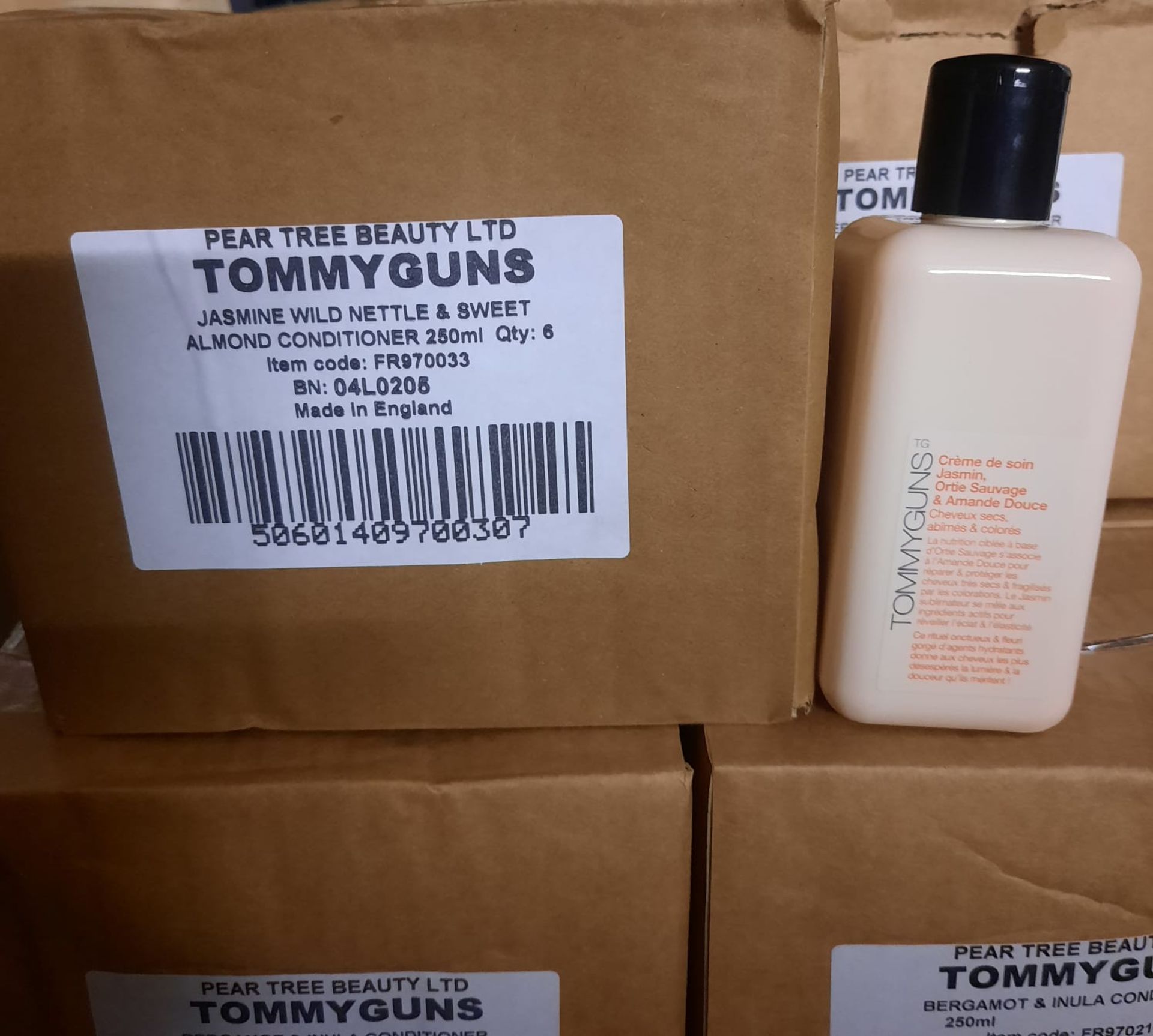 RRP £1,079 PALLET OF - X 120 TOMMYGUNS JASMINE WILD NETTLRE & ALMOND HAIR CARE AND STYLING. 250ML.