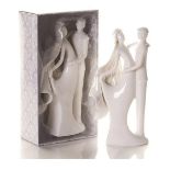 RRP £311.76 - X 24 BRAND NEW ELEGANTPORCELAIN BRIDGE & GROOM CAKE TOPPER - SALEROOM ON TOP OF ROW (