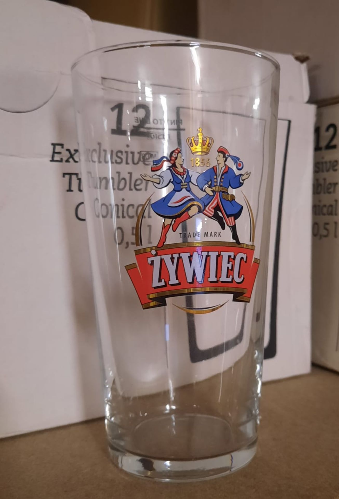 X 36 BRAND NEW & BOXED ZYWIEC PINTS GLASSES GREAT QUALITY - SALEROOM ON TO OF ROW (D3).