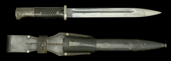 A German Second World War K98 Matched Numbers Bayonet. Excellent condition overall, virtual...