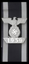 A 1939 Clasp to the Iron Cross Second Class 1914. A 2nd Pattern example, with straight edge...