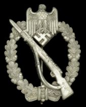 An Infantry Assault Badge in Silver in its Presentation Box. An excellent early War example...
