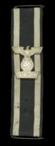 A 1939 Clasp to the Iron Cross Second Class 1914. A rare First Pattern, with scalloped edge...