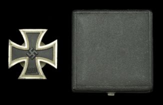 An Iron Cross First Class 1939, Screw-back Private Purchase, in its Original Presentation Ca...