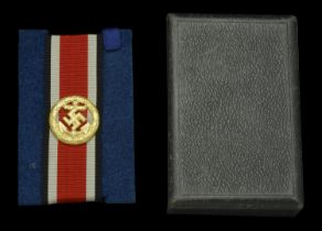 A Kriegsmarine Honour Roll Clasp in Presentation Case. An exceptional top-quality example,...