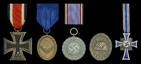 Germany, Third Reich, Iron Cross 1939, Second Class breast badge, silver with iron centre, s...