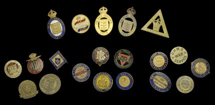 Miscellaneous 'On War Service' Lapel Badges 1914-18. A good selection including, Colonial G...