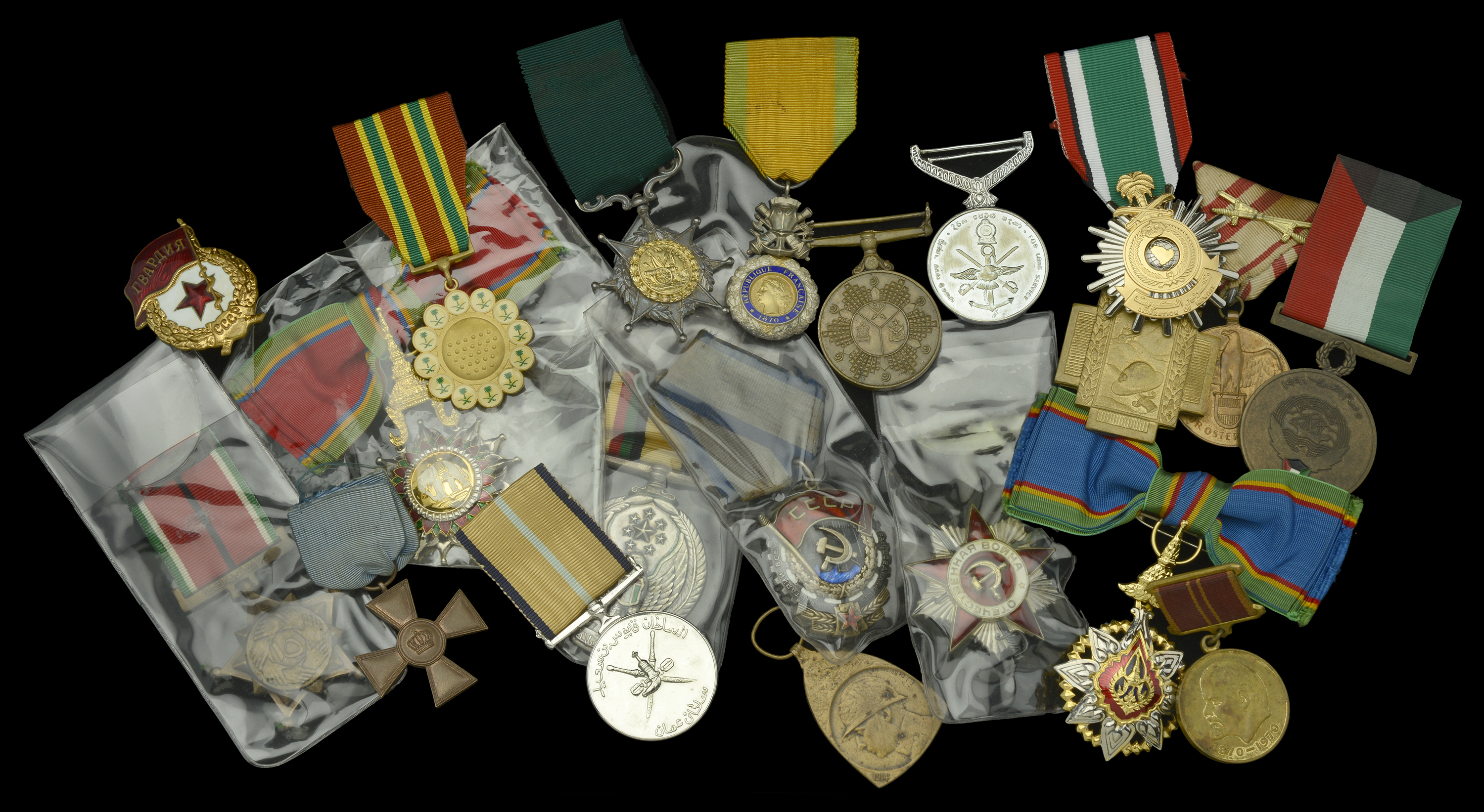 Miscellaneous World Medals. A miscellaneous selection, including an Austrian Commemorative...