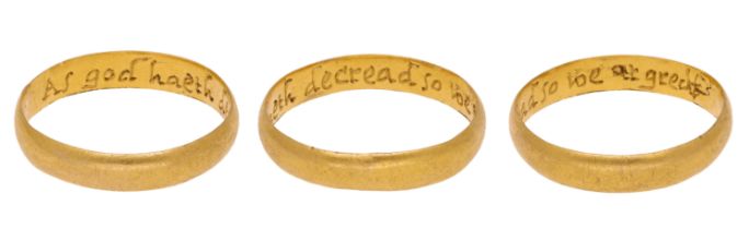 An early 18th century gold posy ring, with plain exterior, the interior inscribed 'As god ha...