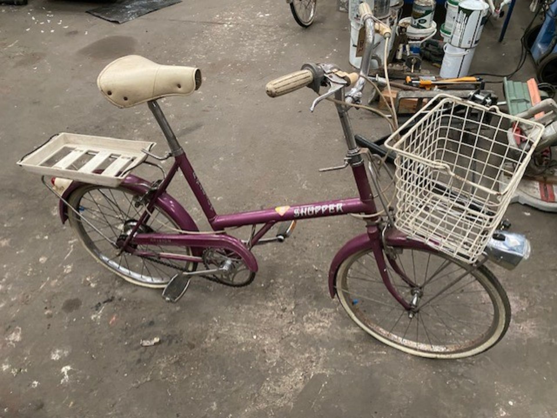 Raleigh Shopper Bike , needs some TLC - Image 3 of 4