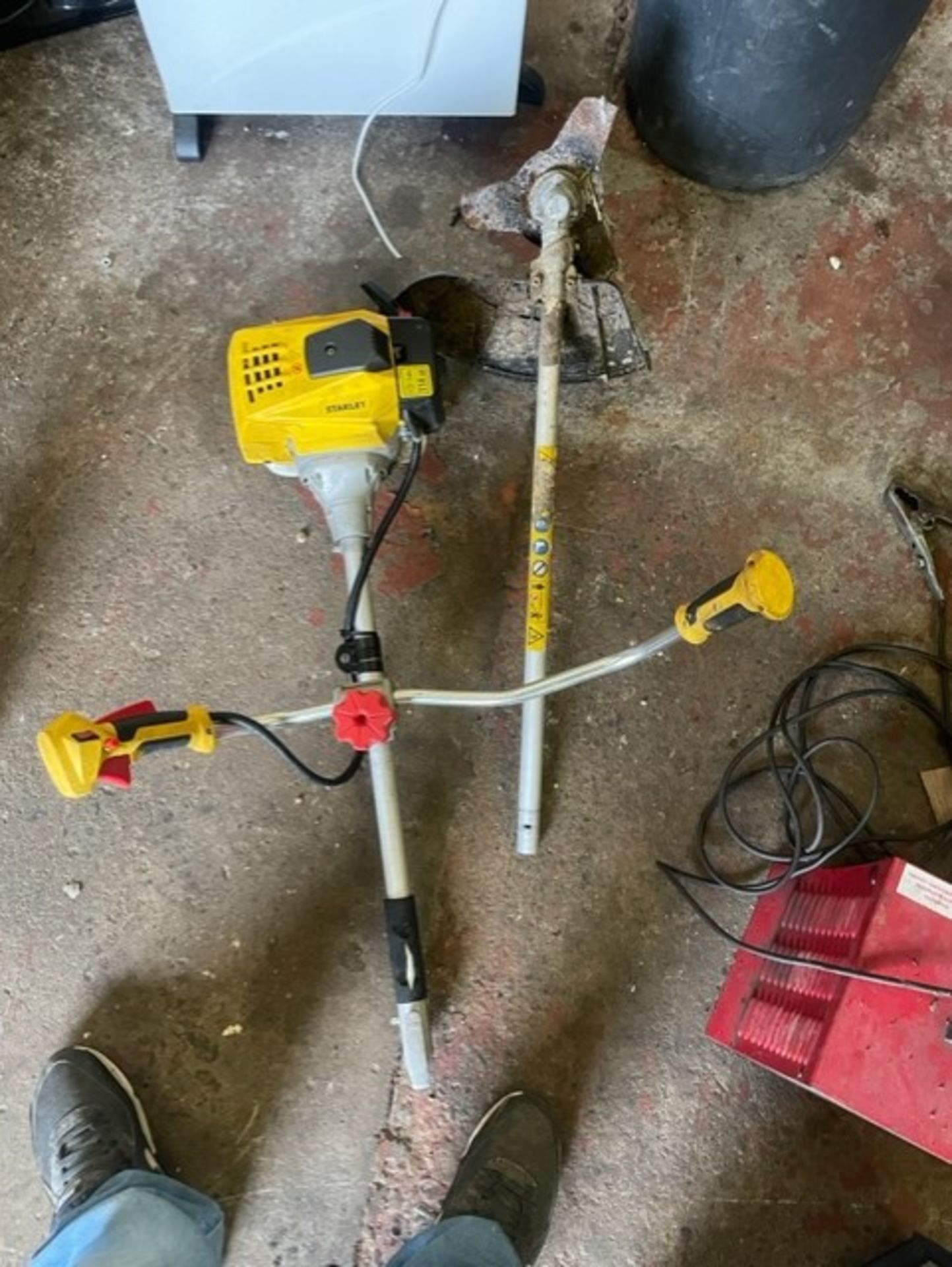 Stanley multi tool with strimmer end