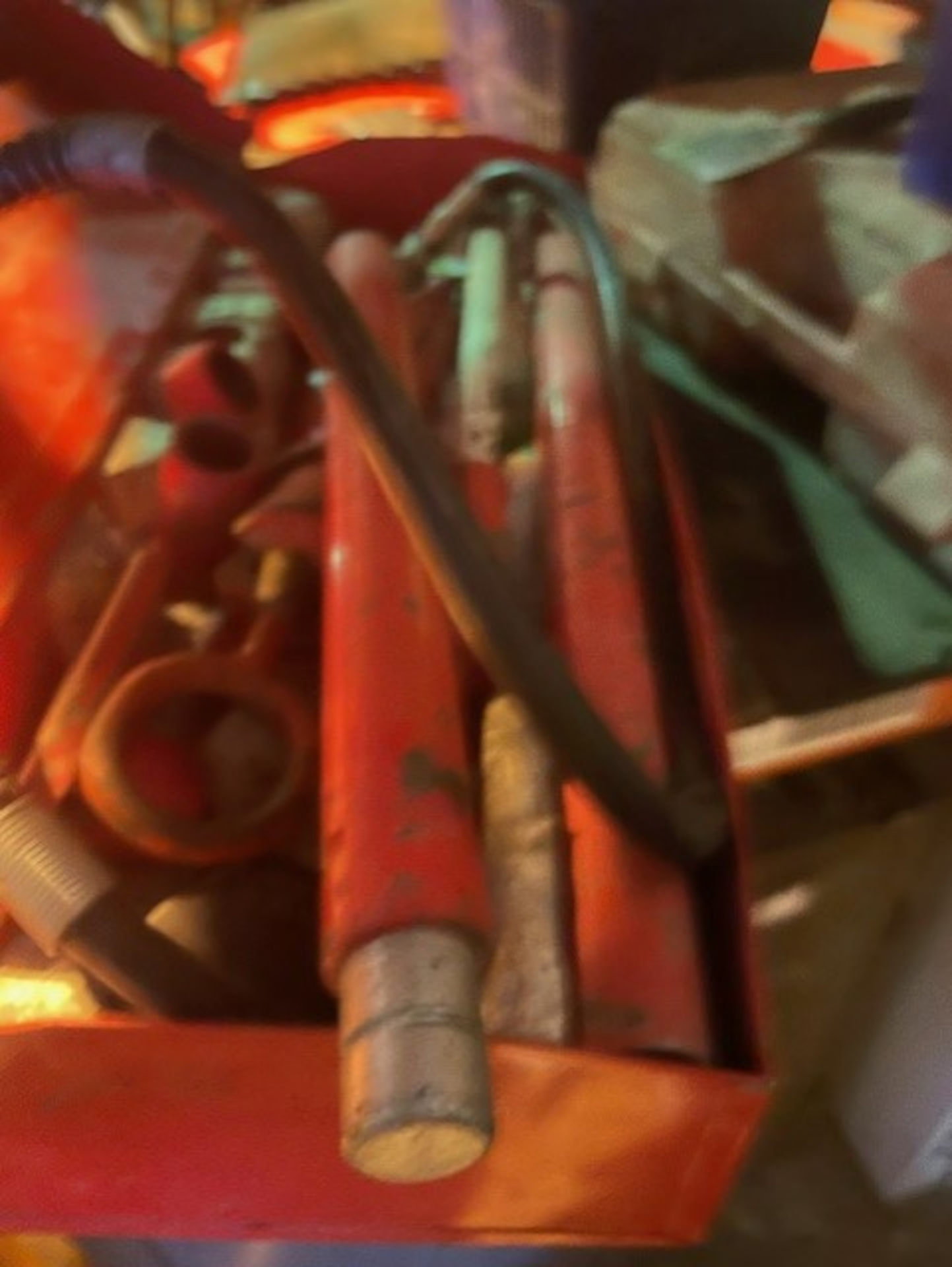 Tools for the motor trade for pushing out crashed crushed metal panels etc