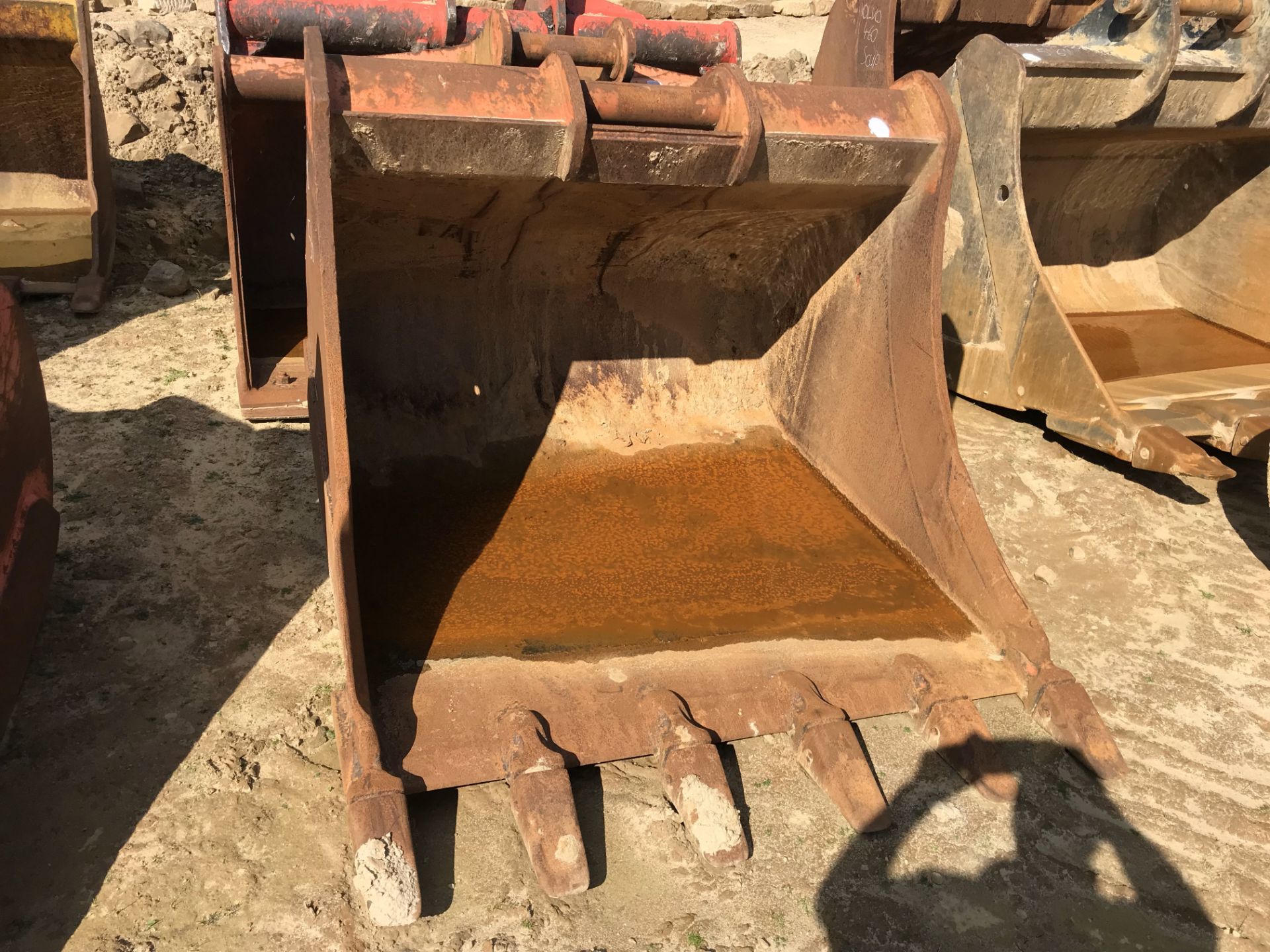 Bucket with dimensions written on