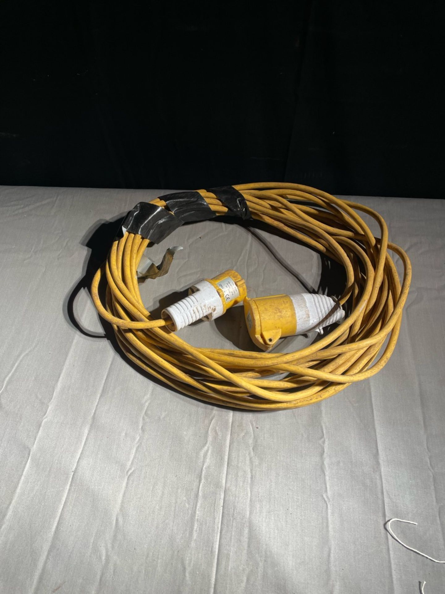 110v extension lead approximately 10m