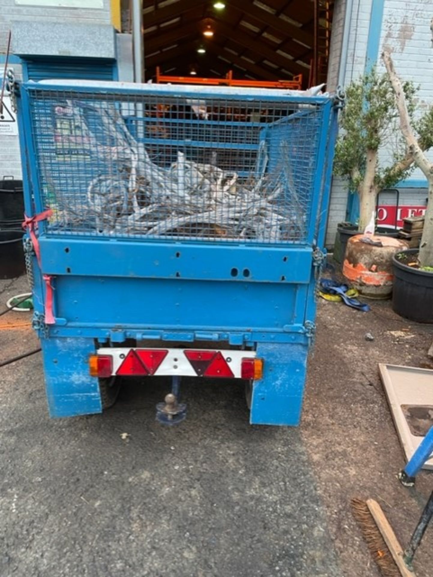 Tipping trailer Wessex  in good working order has the greedy board sides included  towbar to rear - Image 4 of 6