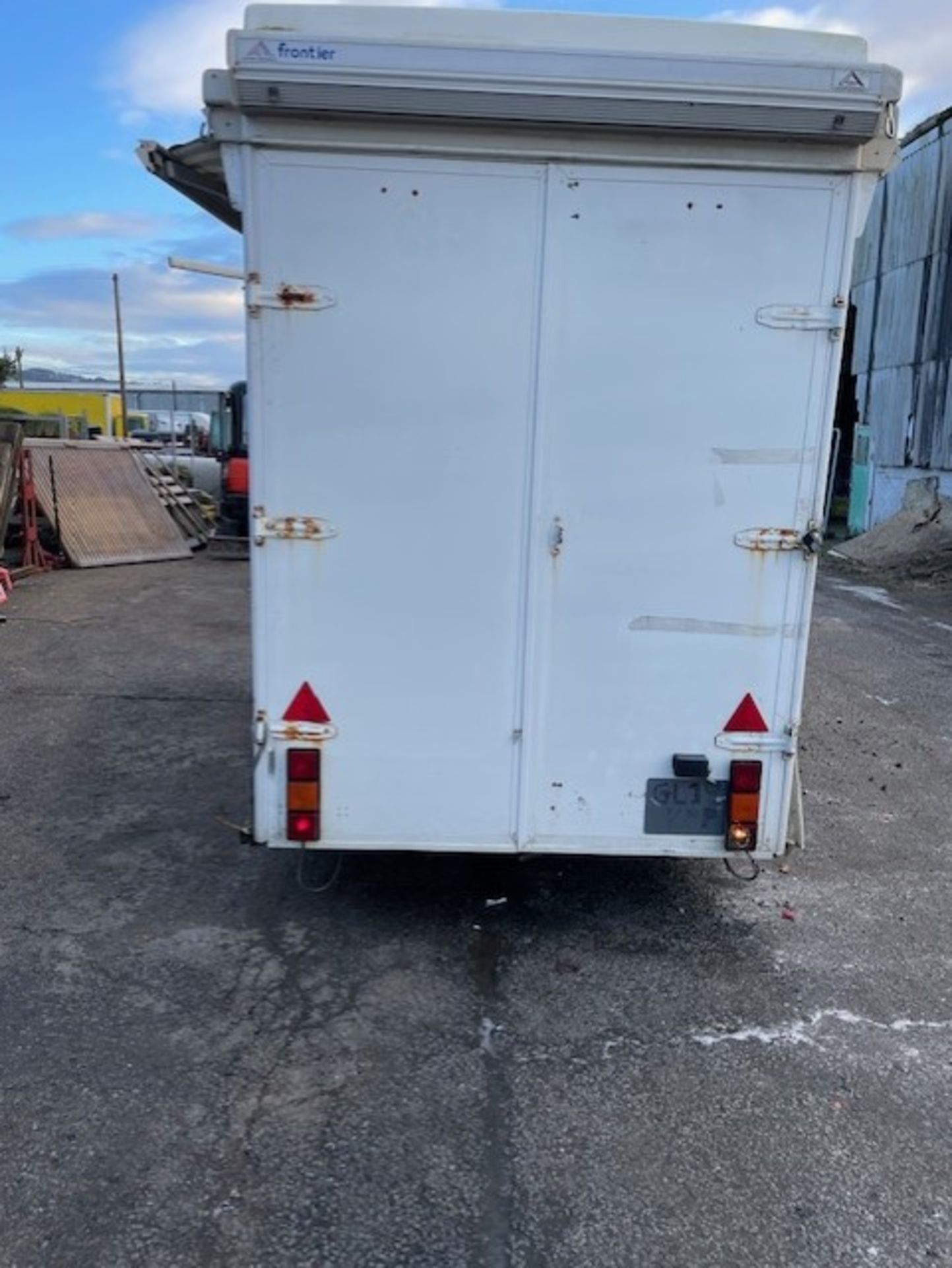 Trailer that was used for shows come complete with three awnings tows lights but needs a tad - Image 4 of 7