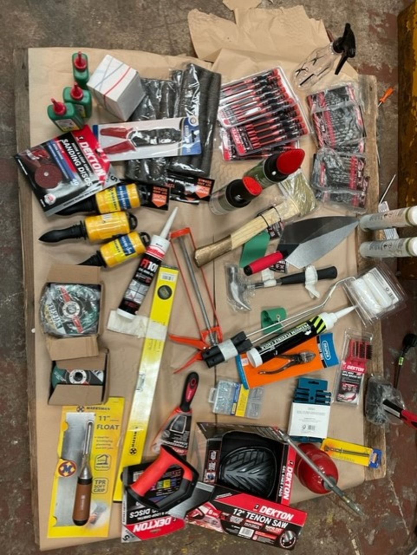 DIY tools bundle various items included