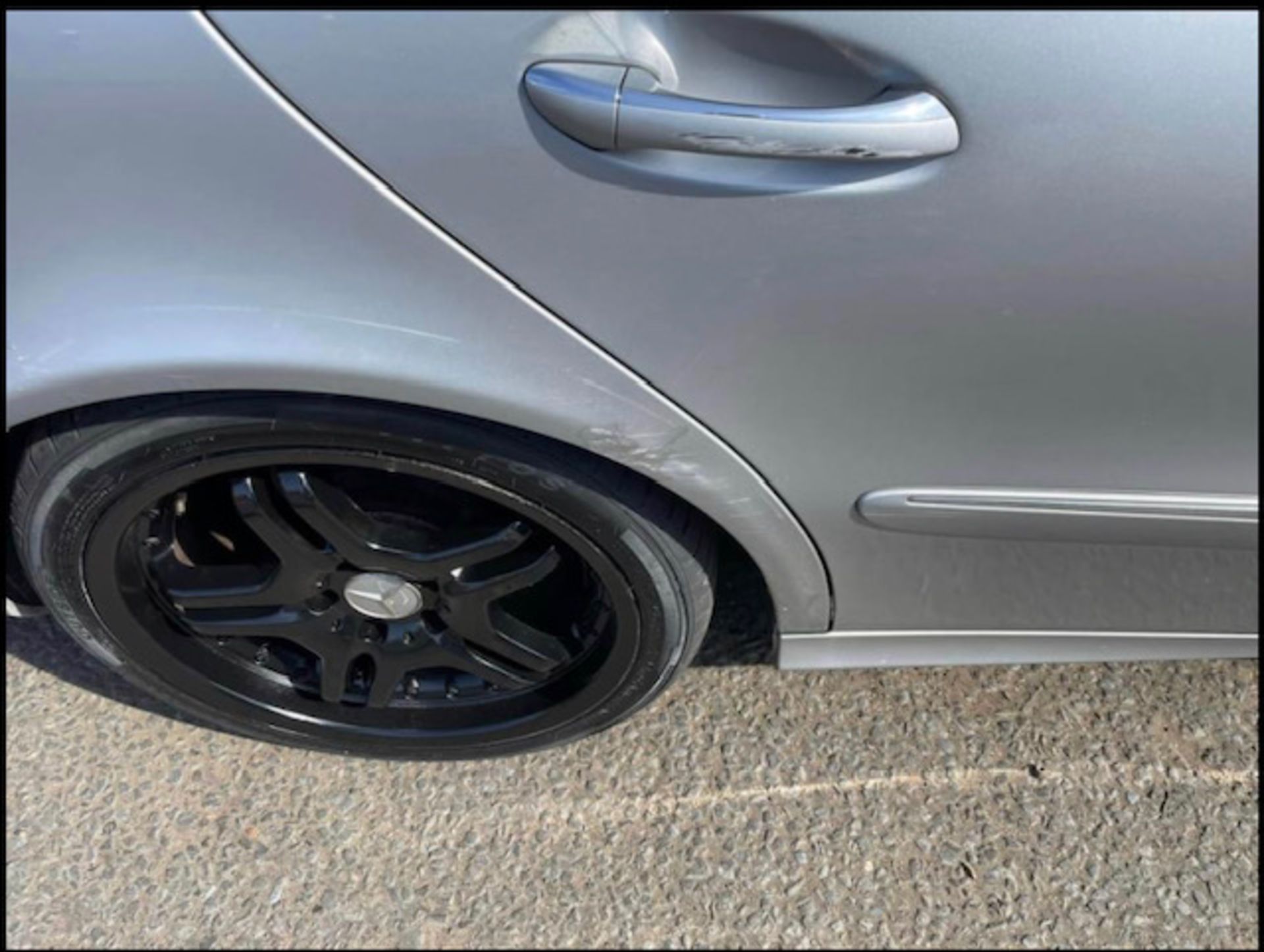 Mercedes E320 CDI 103k genuine miles ,as per pictures has scratches as shown in photos but is all in - Bild 10 aus 14