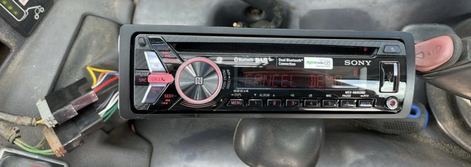 Sony Vehicle CD Player - Image 5 of 5