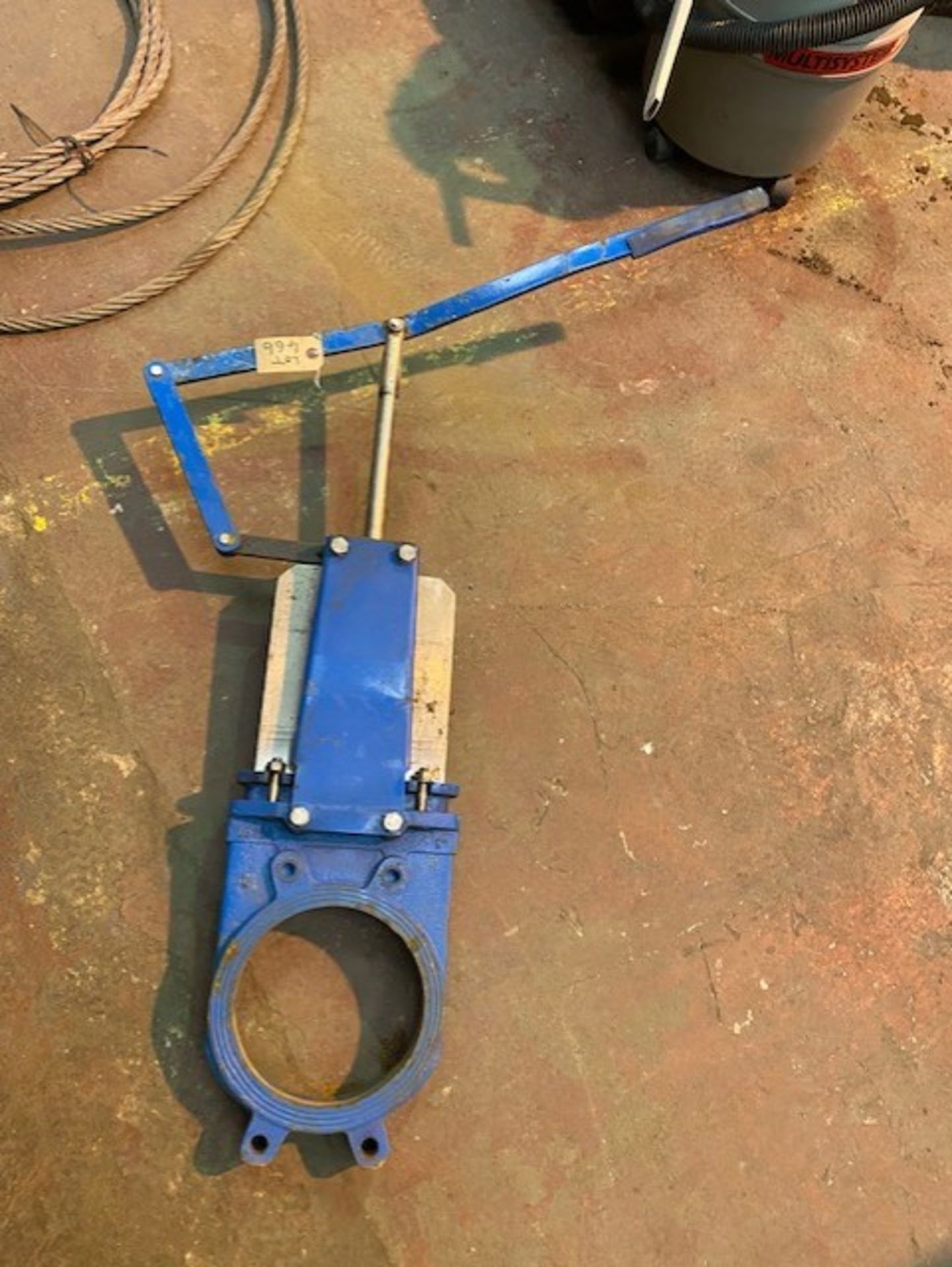 8” cast iron Lever operated knife gate valve. For use on the bottom of hopper or similar. Used but