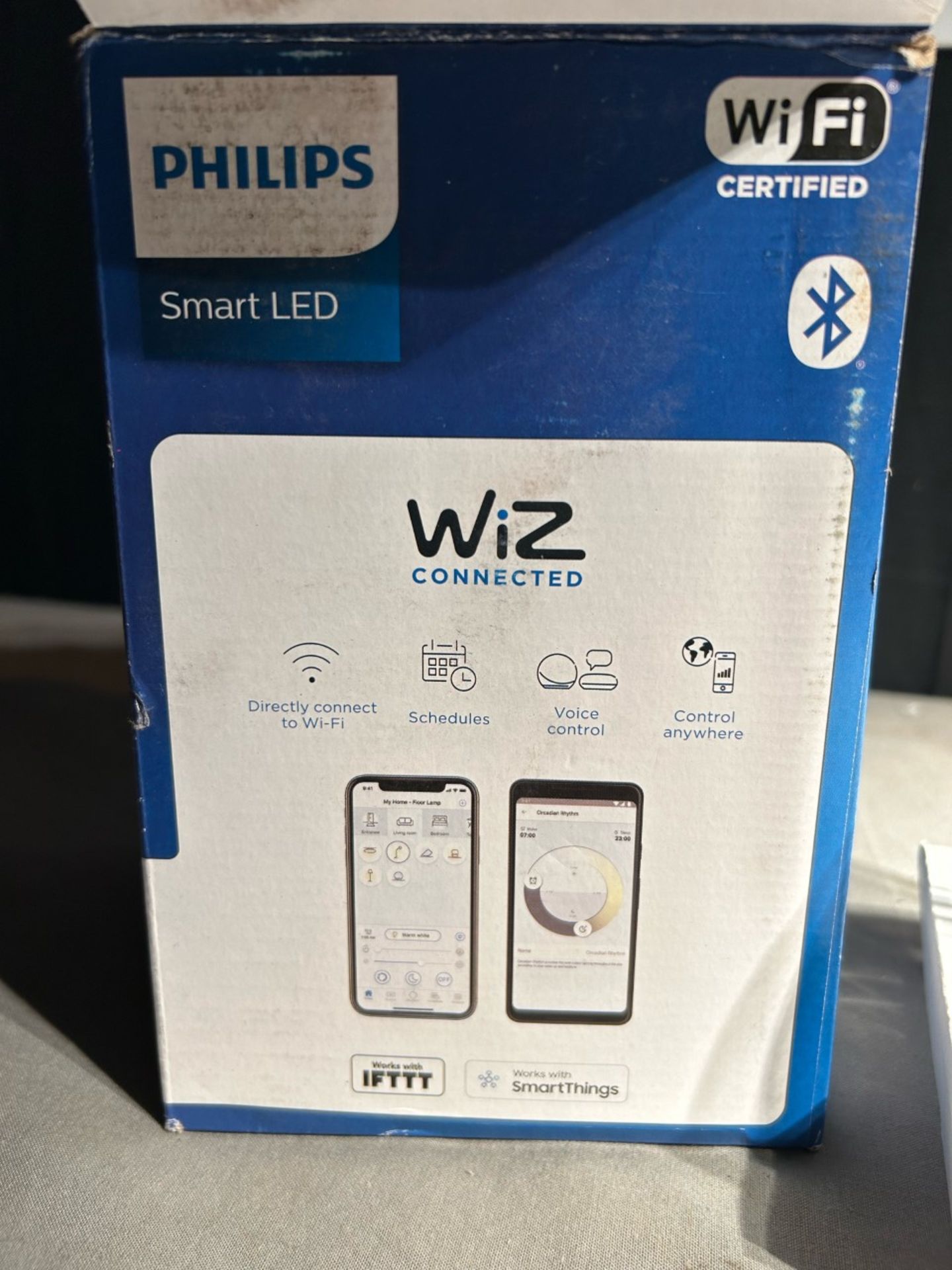 Philips smart LED bulb. Wiz connected lightbulb. Connects to wifi and controlled by app plus voice - Bild 3 aus 3