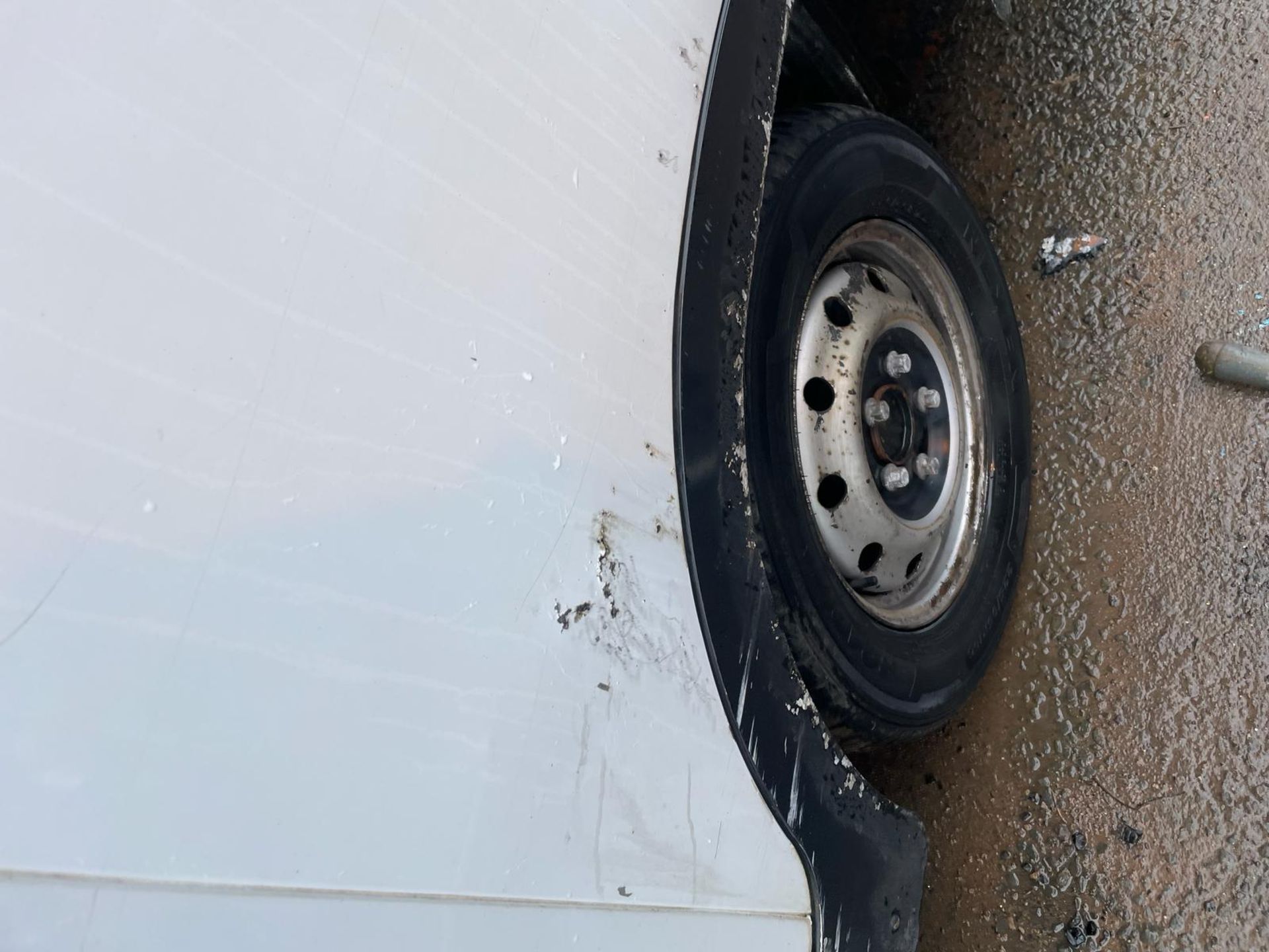 Renault Master low loader van in fair condition , mot'd untill 21 Nov 24 - Image 13 of 18